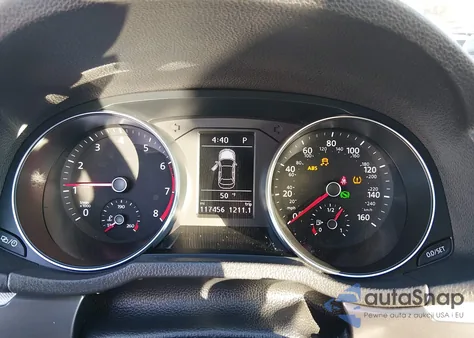 2018 Volkswagen Passat 2.0T R-Line/2.0T S из США, поврежденный, VIN 1VWAA7A32JC002624